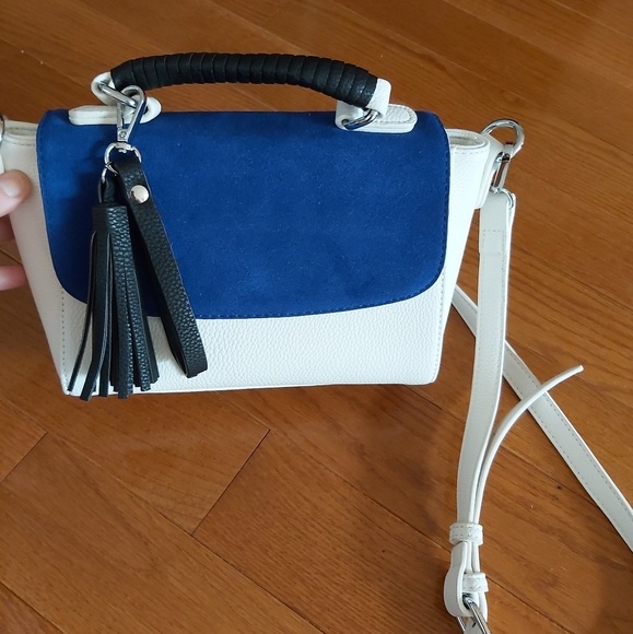 Madison West gorgeous women crossbody bag - Picture 5 of 5